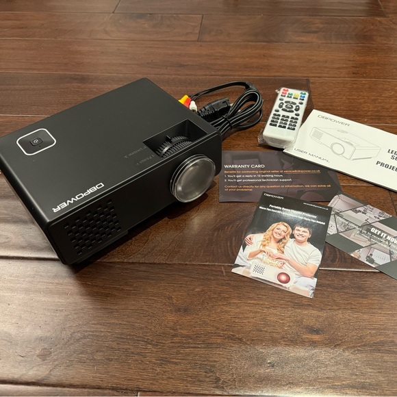 DBPOWER Mini Projector RD-810 - Picture 2 of 4